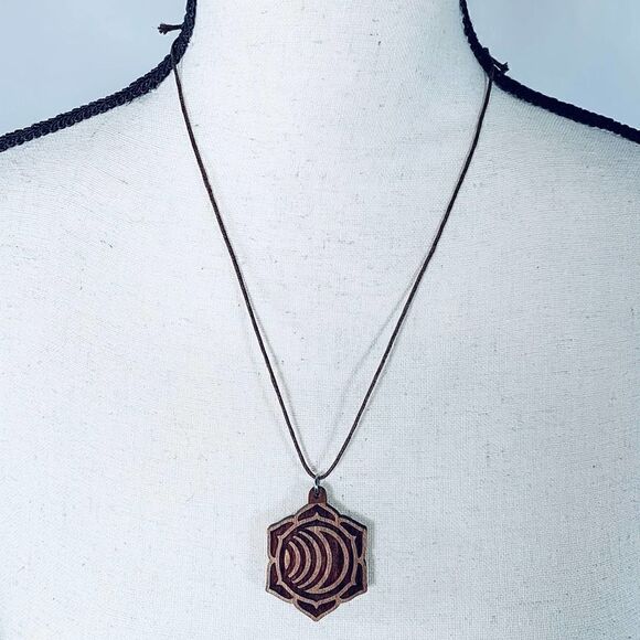 Laser-etched Mandala Crescent Moon Necklace - Picture 2 of 5